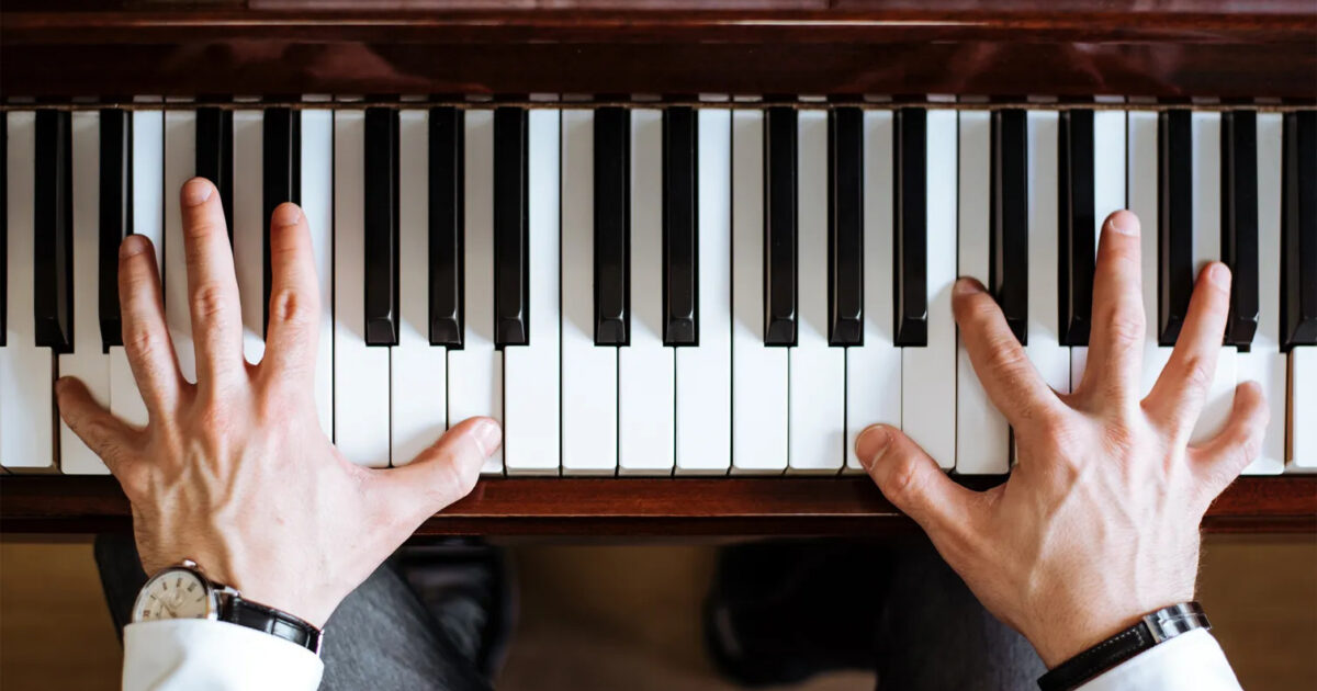 Incorporating Secondary Dominants for Smooth Transitions