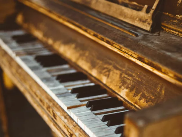 A honky tonk piano which hardly looks playable.